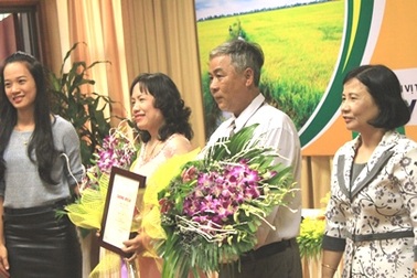 Bình chọn 63 “Nông dân Việt Nam xuất sắc 2014”