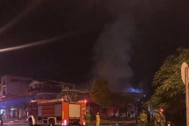 4 người mắc kẹt tử vong trong đám cháy tại quán lẩu