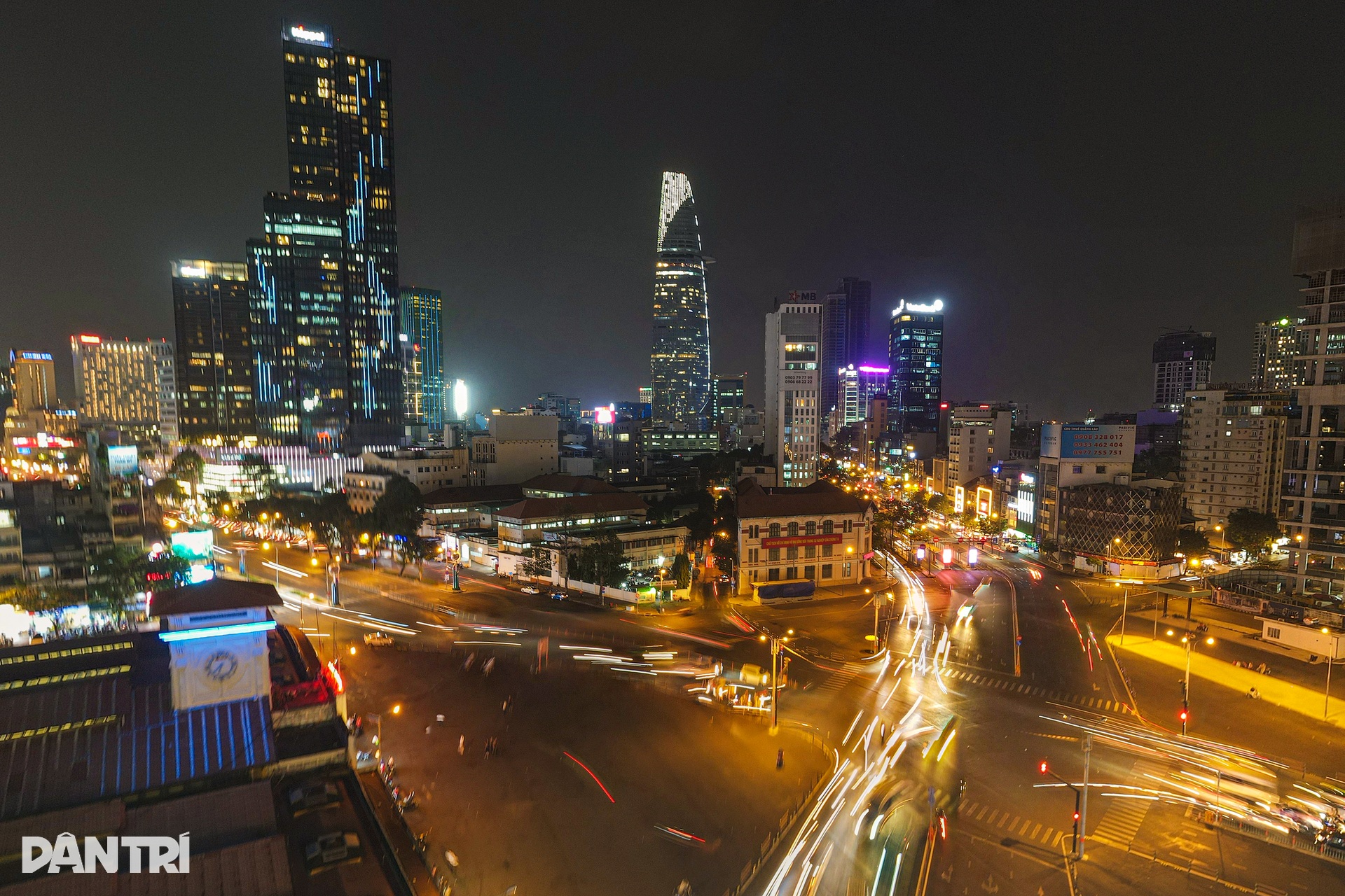 Diện mạo bùng binh Bến Thành sau hơn 100 năm - 18 Diện mạo bùng binh Bến Thành sau hơn 100 năm - 18