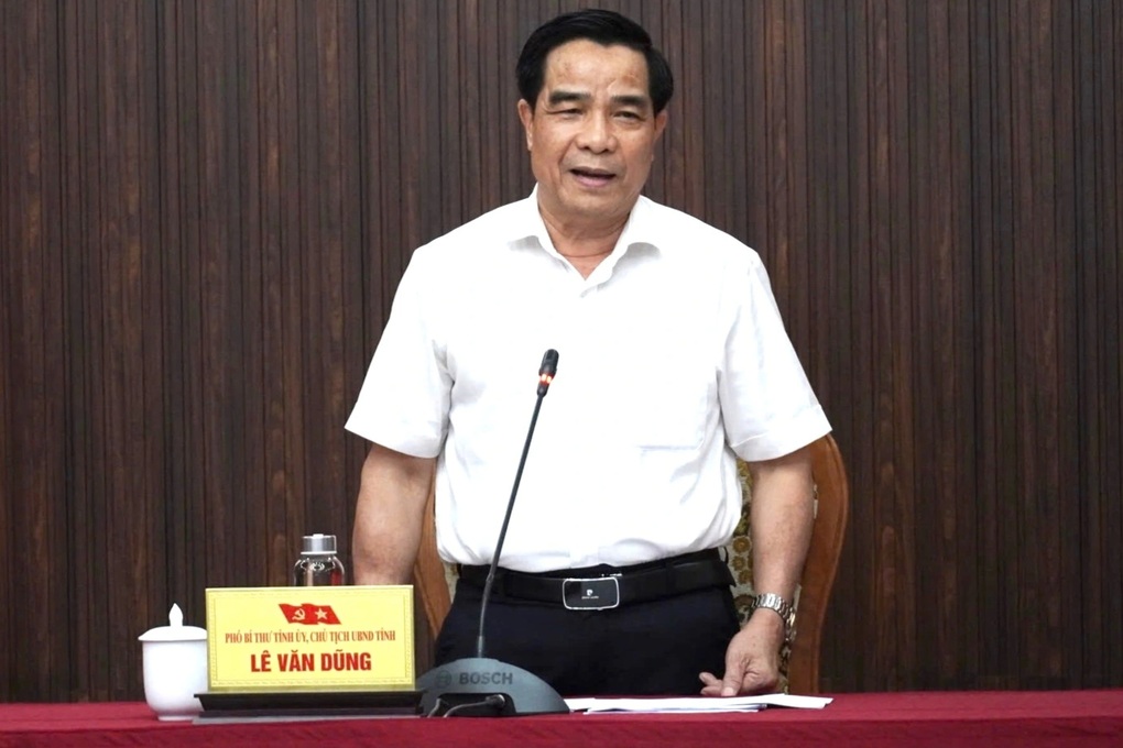Chủ tịch Quảng Nam: Mong doanh nghiệp không đến bằng quà cáp, đi đêm - 2 Chủ tịch Quảng Nam: Mong doanh nghiệp không đến bằng quà cáp, đi đêm - 2