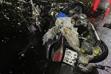 Va chạm xe máy, 2 người tử vong