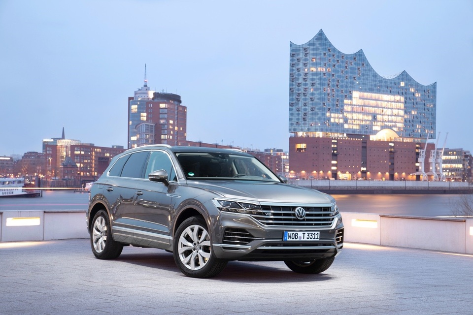 Xu hướng SUV và flagship Volkswagen Touareg - 3 Xu hướng SUV và flagship Volkswagen Touareg - 3