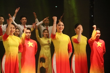 Nhạc sĩ người Mông Cổ đạt giải đặc biệt tại cuộc thi "Hát lên Việt Nam"