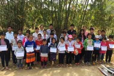 120 suất học bổng Grobest đến với học sinh nghèo Đắk Nông