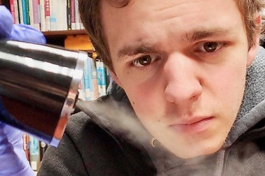 Độc đáo triển lãm cho phép khách ngửi “mùi hương sách cổ”