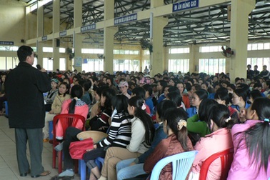 Hơn 400 công nhân tổ chức lãn công