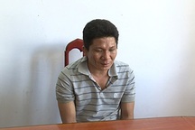 Tên cướp tiệm vàng điên cuồng nã đạn vào 3 Cảnh sát