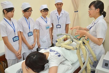 Đào tạo y khoa: Đặc thù không có nghĩa là nằm ngoài hệ thống