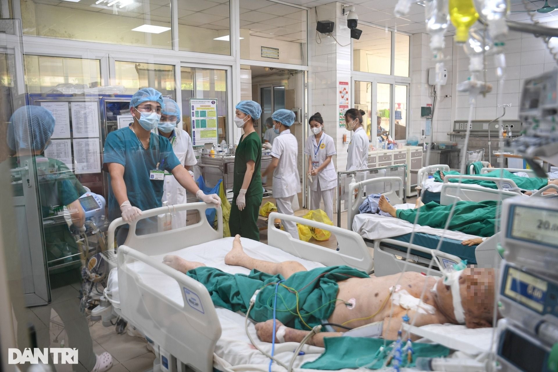 30 phút nghẹt thở giành giật sự sống cho bệnh nhân tim ngừng đập - 14 30 phút nghẹt thở giành giật sự sống cho bệnh nhân tim ngừng đập - 14
