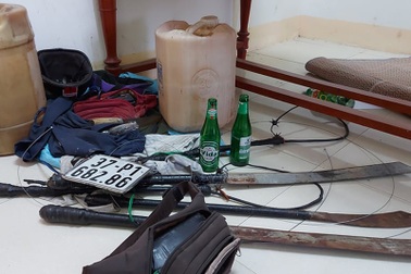 Trang bị bom xăng, xe máy cho cẩu tặc để thu mua chó giá rẻ