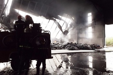 Cháy nhà máy xử lý rác công nghệ cao