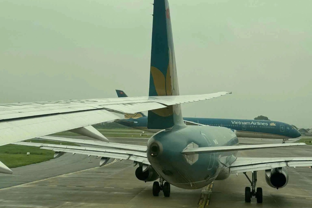 2 máy bay Vietnam Airlines va quệt tại Nội Bài: Hãng nói gì? - 1 2 máy bay Vietnam Airlines va quệt tại Nội Bài: Hãng nói gì? - 1