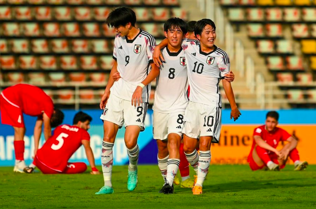 U17 Nhật Bản đối đầu U17 Hàn Quốc ở trận chung kết giải châu Á - 1 U17 Nhật Bản đối đầu U17 Hàn Quốc ở trận chung kết giải châu Á - 1