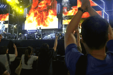 Hàng nghìn khán giả "cháy" hết mình ở Lễ hội âm nhạc BridgeFest 2023