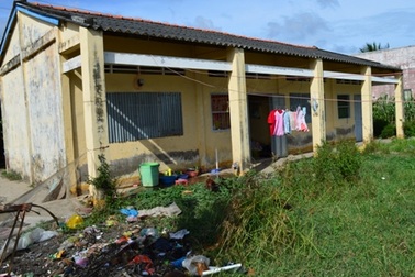 Chạnh lòng thăm nơi ở của giáo viên vùng sâu   