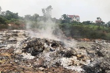 Vụ phi tang rác thải nguy hại, dùng "đầu gấu" doạ dân: Công an đã điều tra được gì?