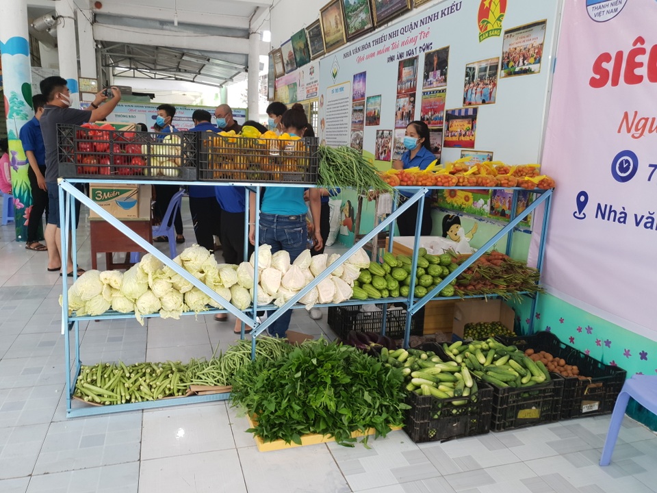 Khai trương Siêu thị 0 đồng dành cho người dân bị ảnh hưởng Covid-19 - 3 Khai trương Siêu thị 0 đồng dành cho người dân bị ảnh hưởng Covid-19 - 3
