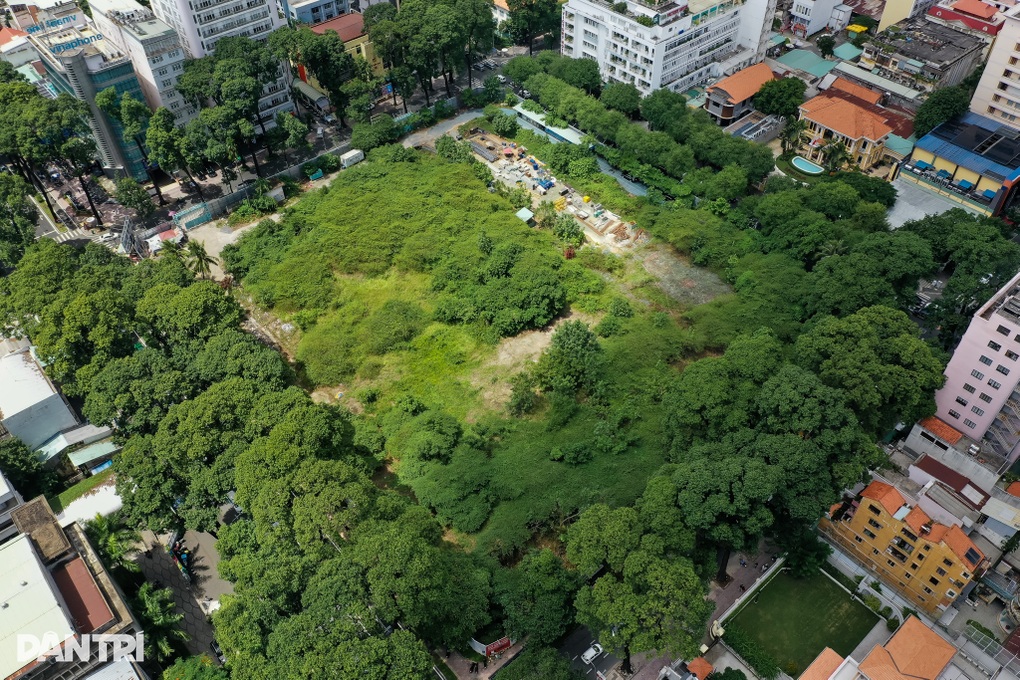 Phát Đạt đã rót bao nhiêu tiền vào nhà thi đấu Phan Đình Phùng? - 1 Phát Đạt đã rót bao nhiêu tiền vào nhà thi đấu Phan Đình Phùng? - 1