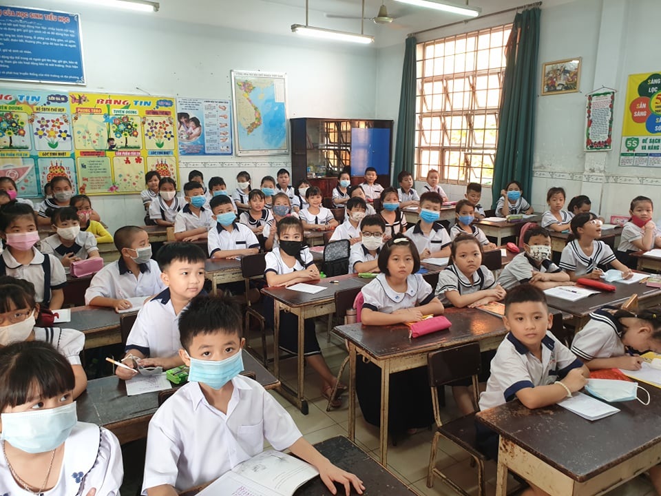 Ngôi trường tiểu học có đến... 90 lớp, tựu trường phải chia ca, chia ngày - 8 Ngôi trường tiểu học có đến... 90 lớp, tựu trường phải chia ca, chia ngày - 8