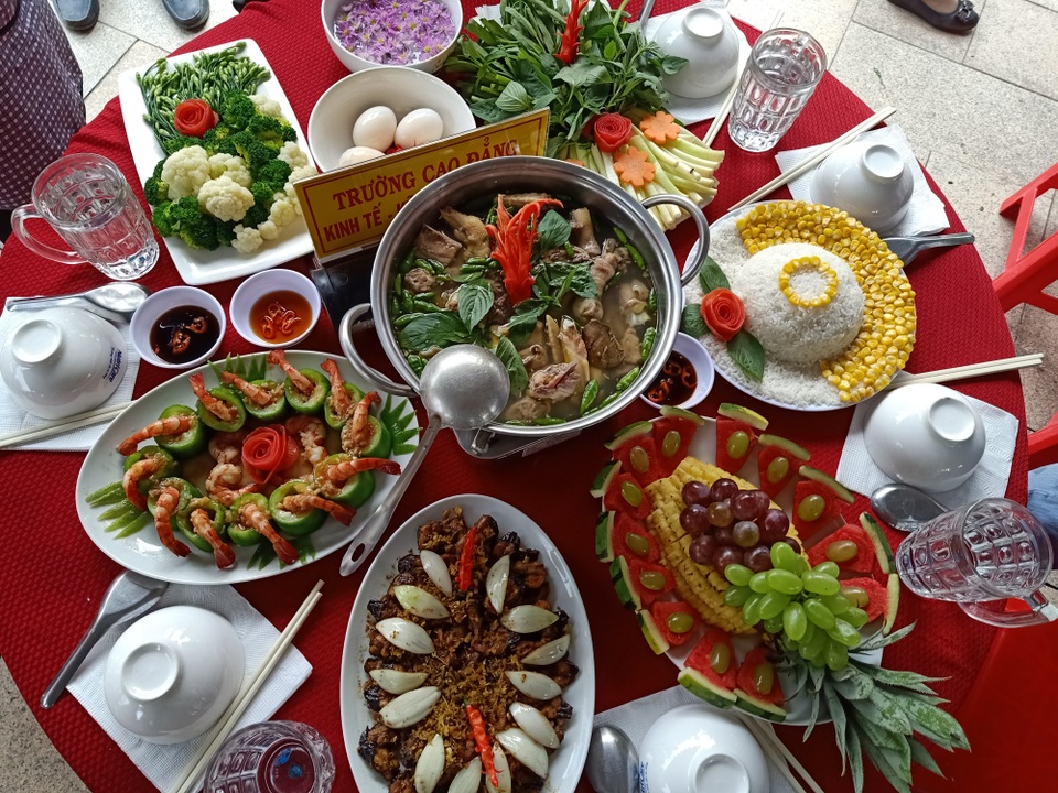Sôi nổi làm bánh, nấu ăn nhân ngày Gia đình Việt Nam 28/6 - 7 Sôi nổi làm bánh, nấu ăn nhân ngày Gia đình Việt Nam 28/6 - 7