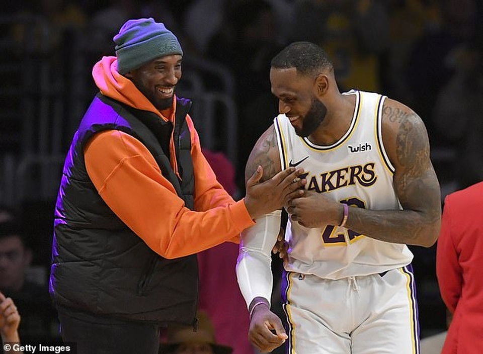 Michael Jordan sốc trước sự ra đi của của Kobe Bryant - 1 Michael Jordan sốc trước sự ra đi của của Kobe Bryant - 1