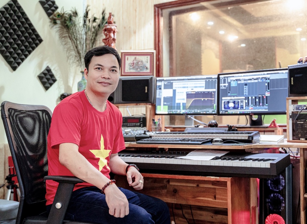 Phạm Thùy Linh, Xuân Trí gửi thông điệp về nhà khi Tết đến - 2 Phạm Thùy Linh, Xuân Trí gửi thông điệp về nhà khi Tết đến - 2