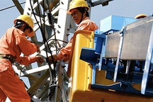 Duy trì định giá điện để “trị” độc quyền