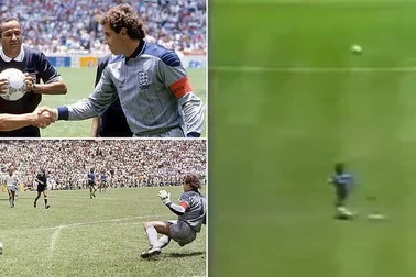Tình huống Maradona qua mắt trọng tài dùng tay ghi bàn ở World Cup 1986