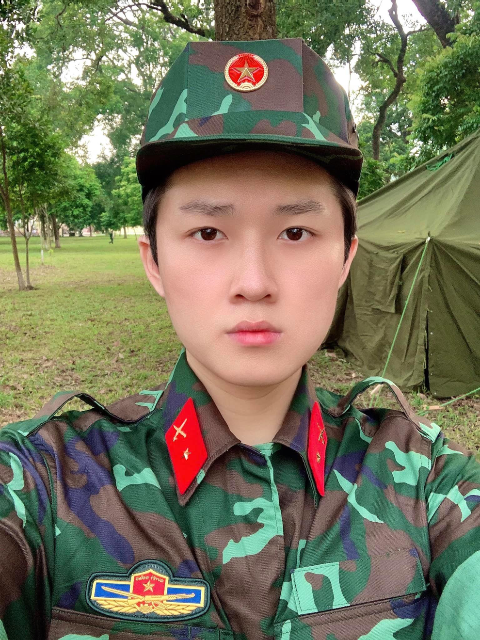 Hotboy Việt đang được giới trẻ Lào săn lùng là ai? - 7 Hotboy Việt đang được giới trẻ Lào săn lùng là ai? - 7