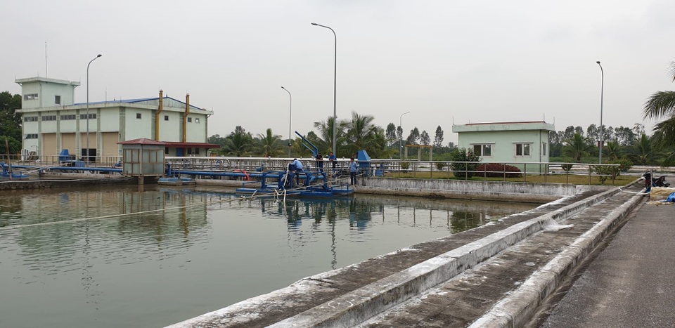 Dân hoang mang khi nước sinh hoạt bỗng dưng có độ mặn cao - 1 Dân hoang mang khi nước sinh hoạt bỗng dưng có độ mặn cao - 1