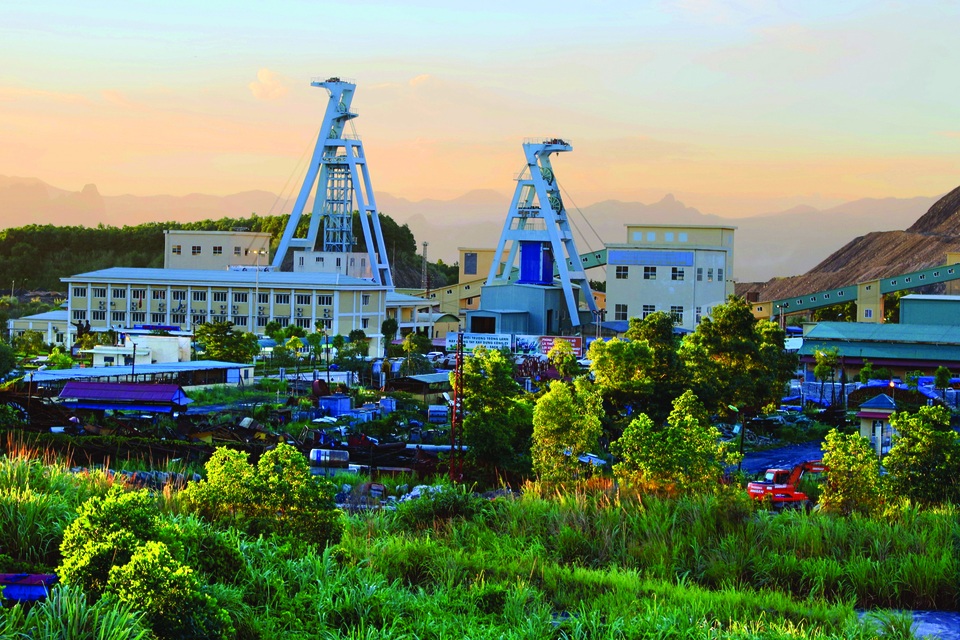 TKV: Nhiều chỉ tiêu sản xuất, kinh doanh đạt cao nhất trong 5 năm trở lại đây - 3 TKV: Nhiều chỉ tiêu sản xuất, kinh doanh đạt cao nhất trong 5 năm trở lại đây - 3