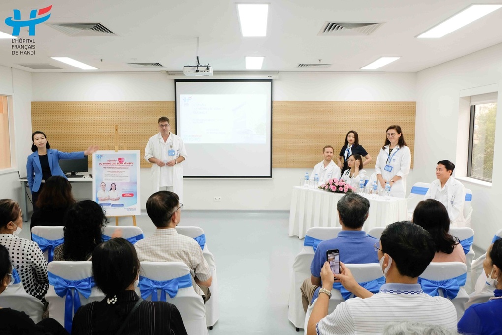 Ra mắt trung tâm phòng ngừa, chẩn đoán và kiểm soát bệnh mạch máu - 1 Ra mắt trung tâm phòng ngừa, chẩn đoán và kiểm soát bệnh mạch máu - 1