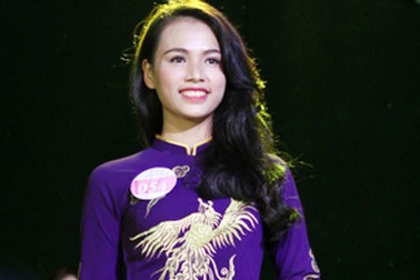 Nữ sinh Yên Bái đăng quang Hoa khôi sinh viên Luật