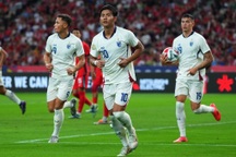 CĐV Đông Nam Á ca ngợi chiến thắng ấn tượng của Thái Lan trước Singapore