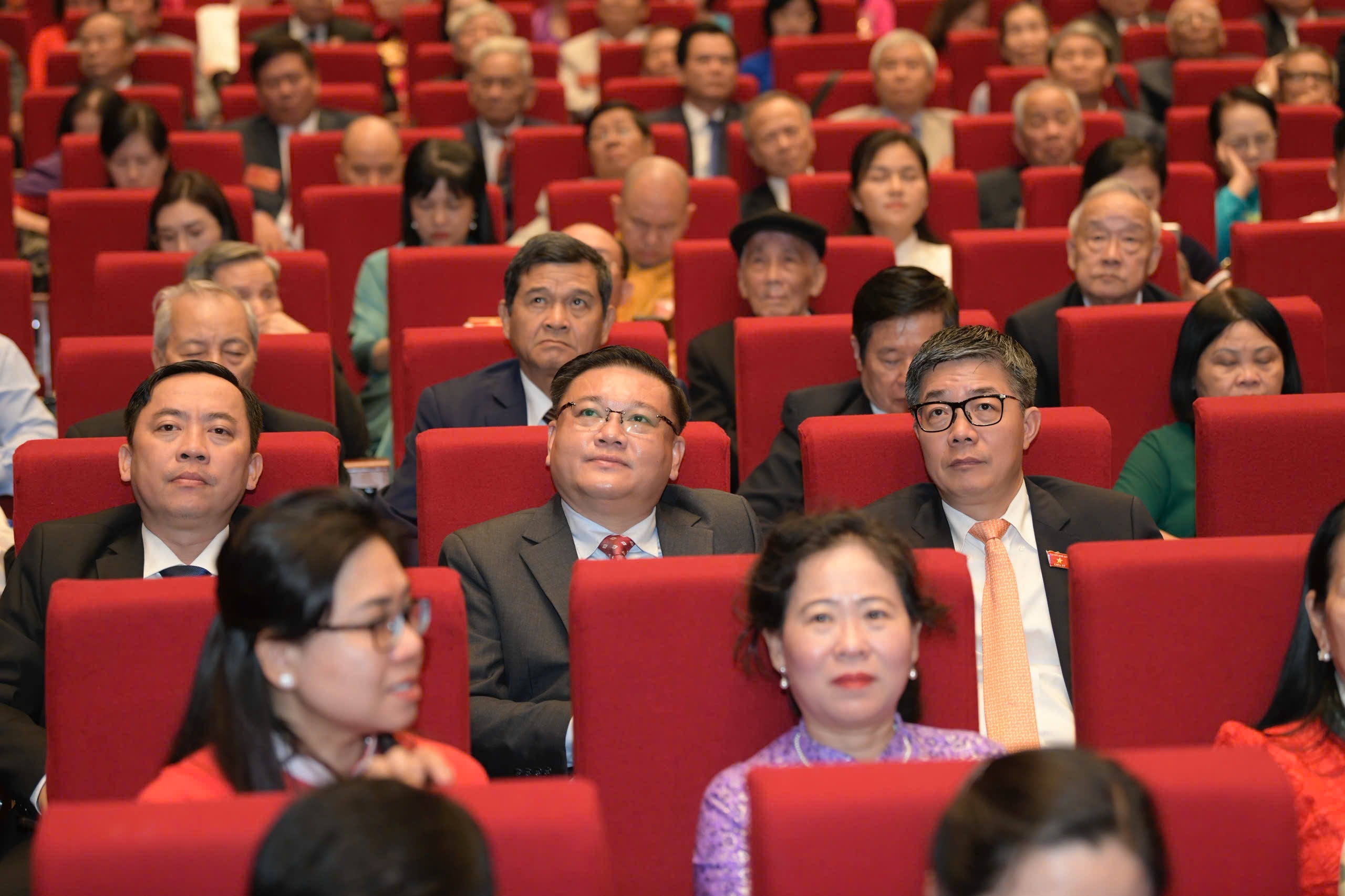 Quốc hội phải dám mở đường, sửa đường và quyết định việc chưa có tiền lệ - 4 Quốc hội phải dám mở đường, sửa đường và quyết định việc chưa có tiền lệ - 4