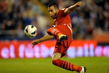 Chi 25 triệu euro, Man City sắp tìm được người thay thế Tevez