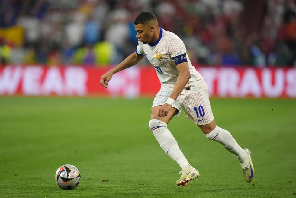 Mbappe lột mặt nạ nhưng Yamal không hề là cừu non - 2 Mbappe lột mặt nạ nhưng Yamal không hề là cừu non - 2