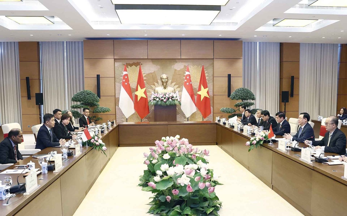 Việt Nam luôn xác định Singapore là đối tác quan trọng hàng đầu - 4 Việt Nam luôn xác định Singapore là đối tác quan trọng hàng đầu - 4