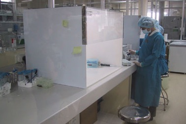 Hoang mang thử máu tìm giun 