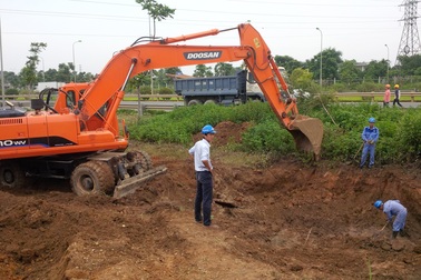 Đường ống dẫn nước sạch sông Đà gặp sự cố lần thứ 13