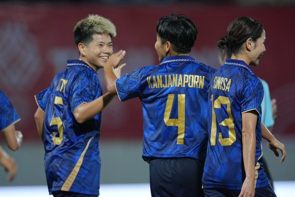 Tuyển nữ Thái Lan khẳng định sức mạnh, thắng Indonesia với tỷ số 8-0 - 3