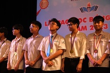 Giáo sư Pháp: Trường Hà Nội - Amsterdam thuộc nhóm xuất sắc nhất thế giới