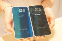 Galaxy S6 và Galaxy S6 Edge có gì khác biệt?