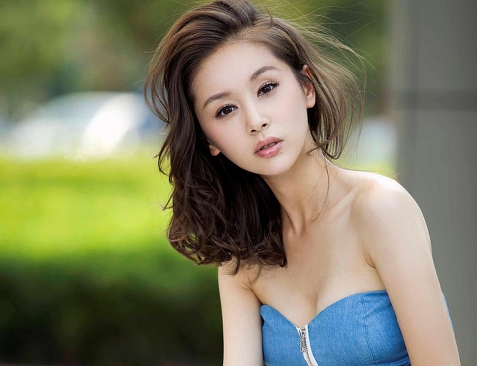 Sau nhiều năm bị đồn kết hôn với đại gia, Vương Tử Văn thừa nhận đã làm mẹ - 3 Sau nhiều năm bị đồn kết hôn với đại gia, Vương Tử Văn thừa nhận đã làm mẹ - 3
