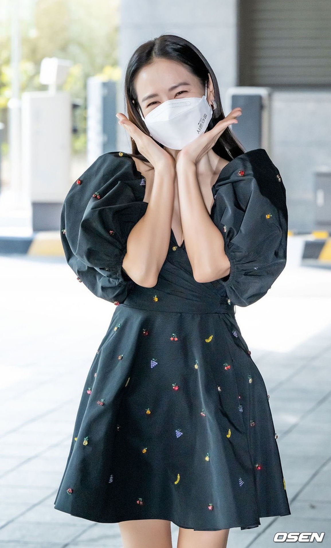 Son Ye Jin lộ diện rạng rỡ, khẳng định kết hôn với Hyun Bin là định mệnh - 5 Son Ye Jin lộ diện rạng rỡ, khẳng định kết hôn với Hyun Bin là định mệnh - 5