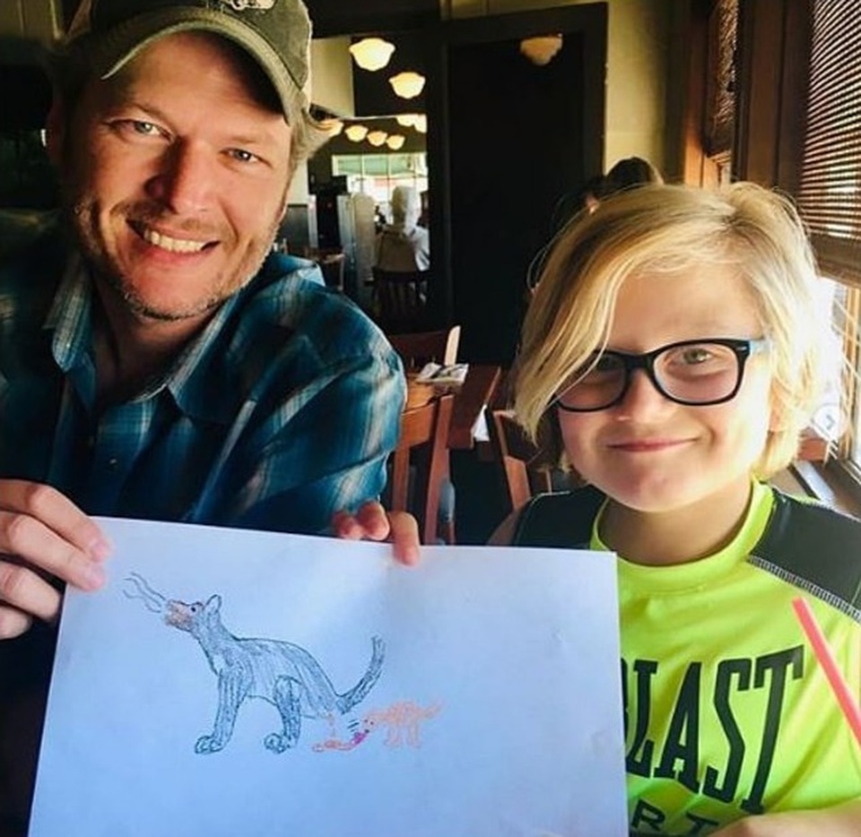 Ngày của Cha: Gwen Stefani chúc mừng bạn trai, lờ đi chồng cũ - 1 Ngày của Cha: Gwen Stefani chúc mừng bạn trai, lờ đi chồng cũ - 1