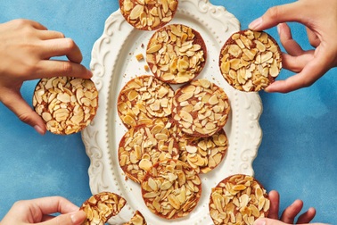 Bánh Việt được ưa chuộng trên thế giới