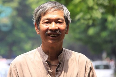 "Lời văn trong tác phẩm của Y Ban đều đều sáo rỗng"