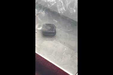 Apple Watch bốc khói trước khi phát nổ