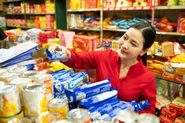 Loạt áp lực với nhà bán lẻ trên thị trường 6,4 triệu tỷ đồng